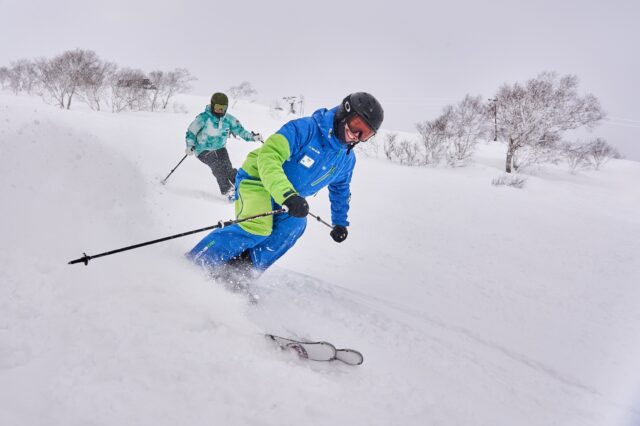 Go Snow On Snow Powder DSC08372 Hires 126
